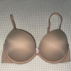 Pink Victoria’s Secret LowConvertible PushUp Bra